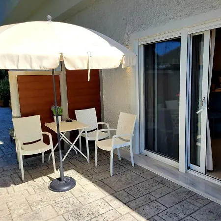 Aphrodite'S Apartments Artemida  Exterior photo