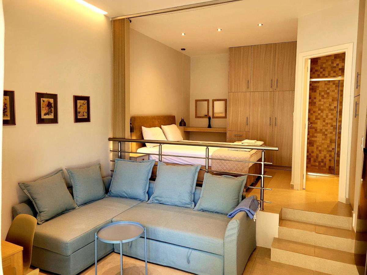 Aphrodite's Apartment