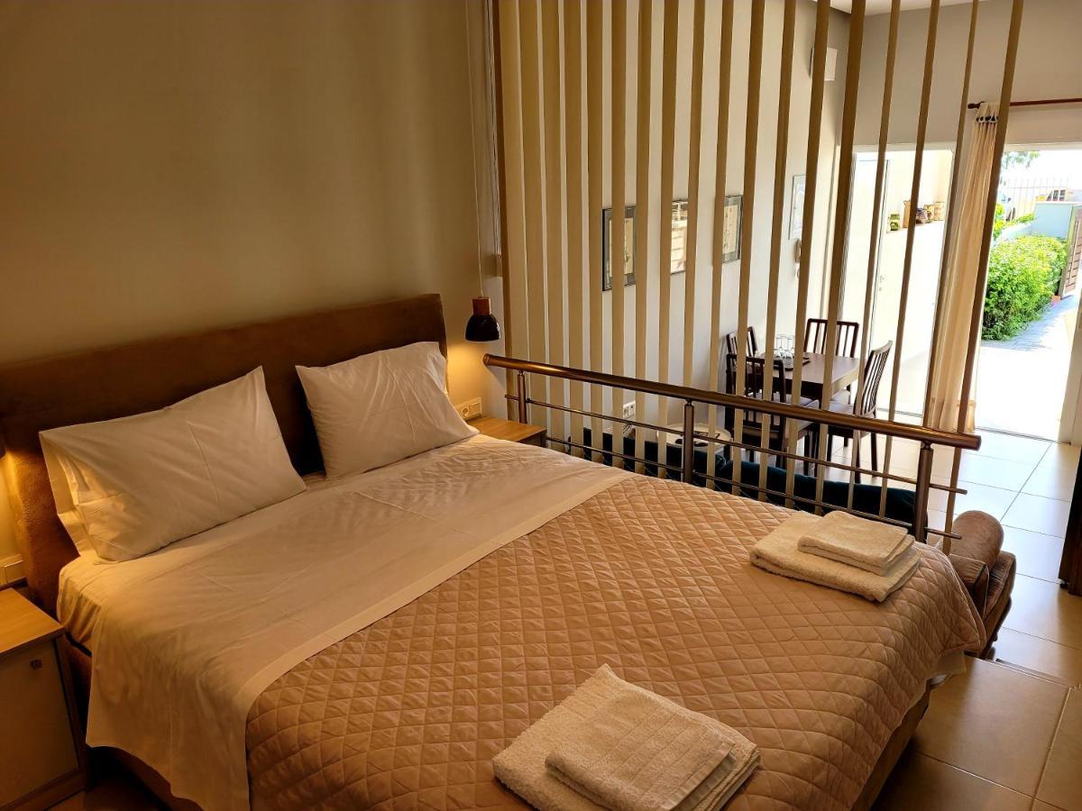 Aphrodite's Apartment